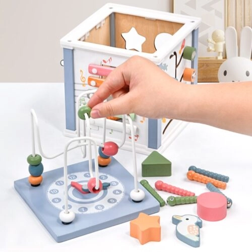 Дрвен едукативен мултифункционален куб